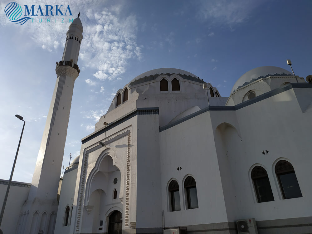 Mescidi cuma - cuma mescidi - medine 